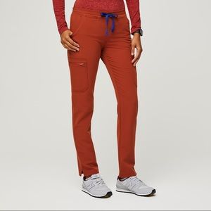 Figs auburn small scrub pants